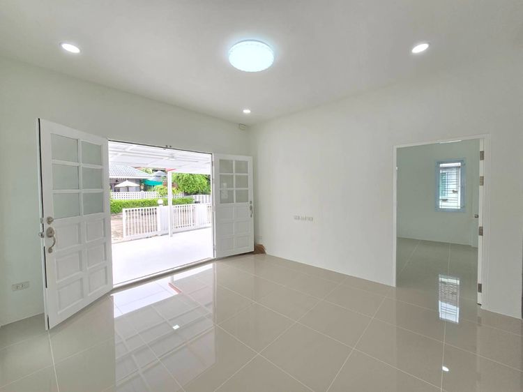 อื่นๆ ไม่มี สร้างเสร็จก่อน 2010 🏡✨ ขายบ้านเดี่ยวชั้นเดียว รีโนเวตใหม่ ทำเลหางดง ✨🏡 รูปที่ 3