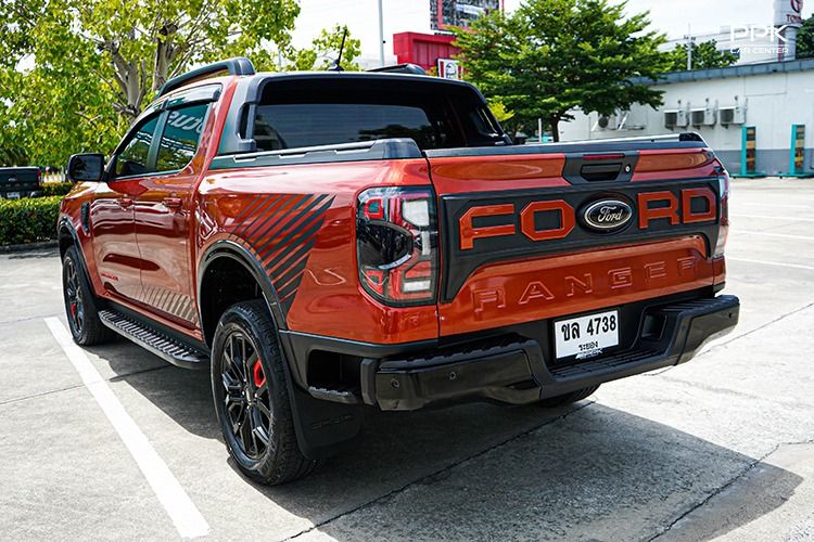Ford Ranger 2024 2.0 Bi-Turbo 4WD Stormtrak Pickup ดีเซล ไม่ติดแก๊ส เกียร์อัตโนมัติ ส้ม รูปที่ 4
