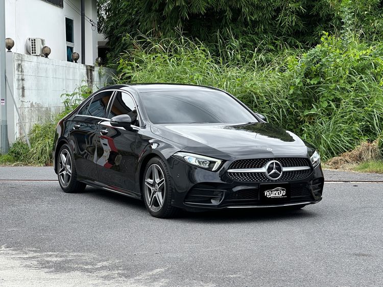 รถ Mercedes-Benz A-Class A200 สี ดำ