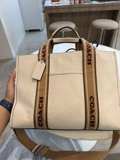 กระเป๋า Coach