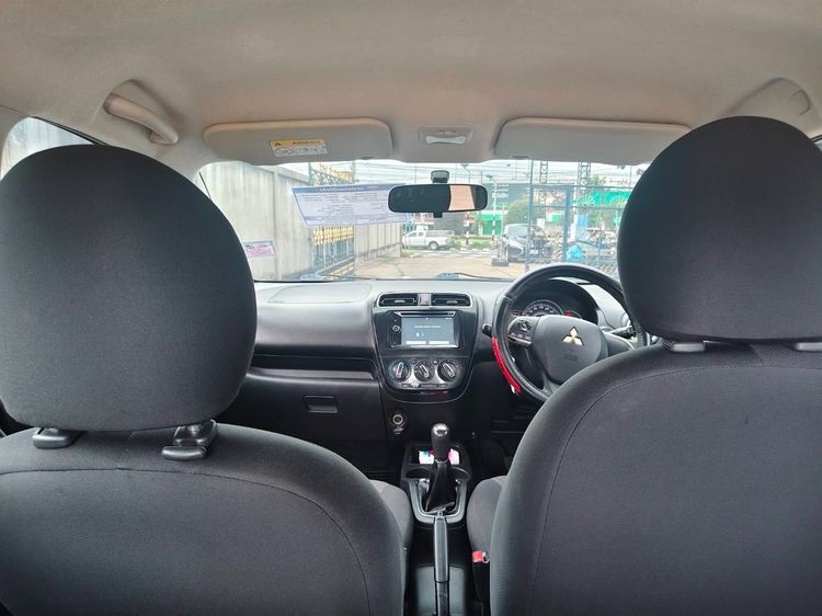 Mitsubishi Mirage 2016 1.2 GLX Sedan เบนซิน ไม่ติดแก๊ส เกียร์ธรรมดา ม่วง รูปที่ 2
