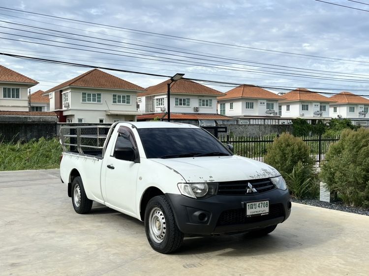 Mitsubishi Triton 2013 2.4 CNG Pickup เบนซิน NGV เกียร์ธรรมดา ขาว รูปที่ 3