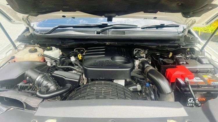 Ford Everest 2018 2.2 Titanium Plus Utility-car ดีเซล เกียร์อัตโนมัติ ขาว รูปที่ 4