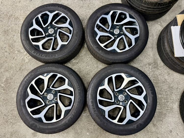 ล้อแม็ก SUZUKI SWIFT ขอบ 16” ถอดป้ายแดงยาง GOODYEAR 195-60R16 ปี 25 รถออกปี 26 ตุ่มหน้ายางยังอยู่ครบ รูปที่ 4