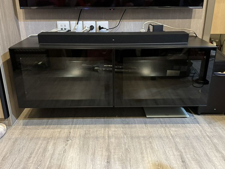 ตู้แขวนผนังใต้ทีวี IKEA (BESTA)