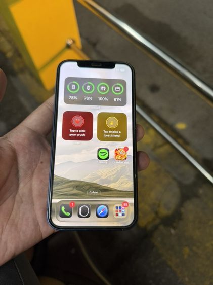 13 64 GB iPhone 12 เครื่องใช้เองคับ ไม่เคยซ่อม 64GB แบตเยอะมาก76%อึดๆ