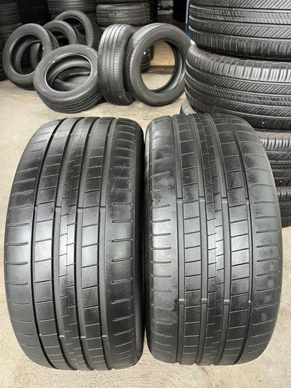 **ยาง Dunlop Sp-Sp sport maxx060 275/40/20 ปี23 คู่ 1800 บาท !!