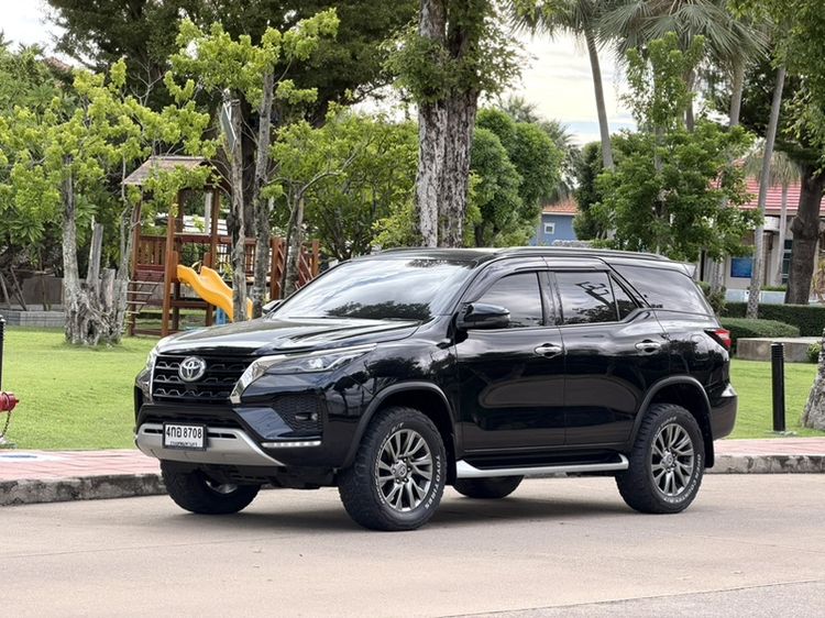 Toyota Fortuner 2020 2.4 V Utility-car ดีเซล ไม่ติดแก๊ส เกียร์อัตโนมัติ ดำ