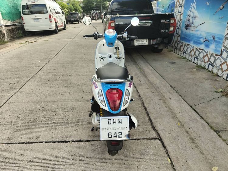 🛵ยังไงก็ขาย SCOOPY-i ปี 55 เครื่องดี สีสวย สตาร์ทมือ เล่มชุดโอนครบ+เปลี่ยนถ่ายน้ำมันเครื่องฟรี ส่งฟรี 30 กม. รูปที่ 6