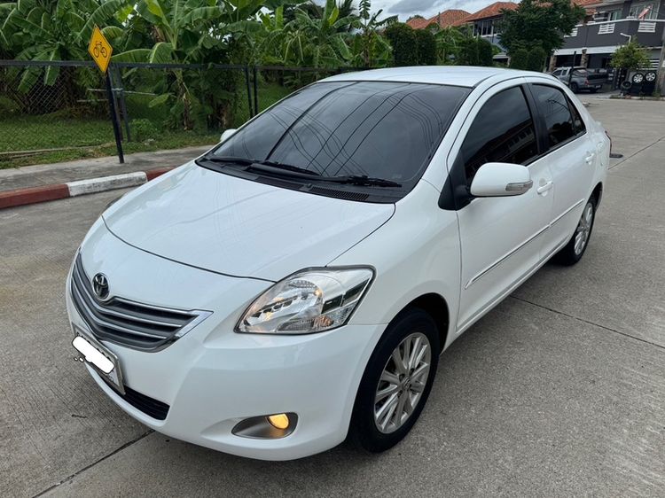 รถ Toyota Vios 1.5 G สี ขาว