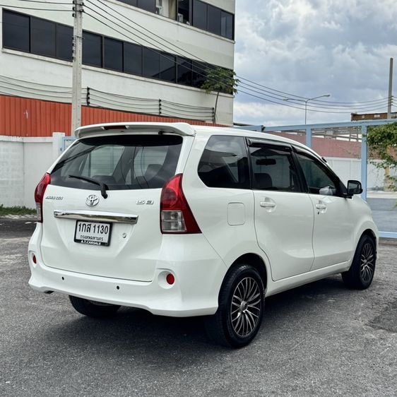 Toyota Avanza 2013 1.5 S Utility-car เบนซิน ไม่ติดแก๊ส เกียร์อัตโนมัติ ขาว รูปที่ 2