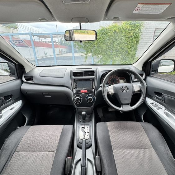 Toyota Avanza 2013 1.5 S Utility-car เบนซิน ไม่ติดแก๊ส เกียร์อัตโนมัติ ขาว รูปที่ 4