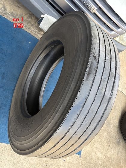 Bridgestone  11r22.5 รุ่นr157 เป็นยางเกรดแกะดอก ปี22 และ 25 รวม 3เส้น รูปที่ 5