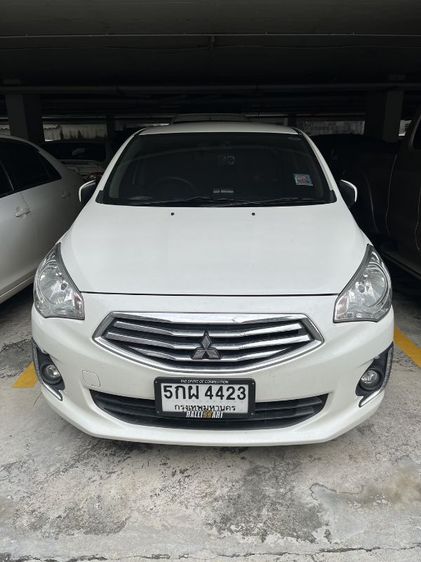 รถ Mitsubishi Attrage 1.2 GLX สี ขาว