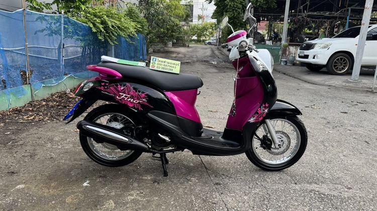 YAMAHA Fino คาร์บูออโต้สตาร์ทมือเครื่องดีมาก สีสวยมาก ต้องมาดูของจริงมีสถานที่ให้ทดลองขับขี่ก่อนซื้อ รูปที่ 2