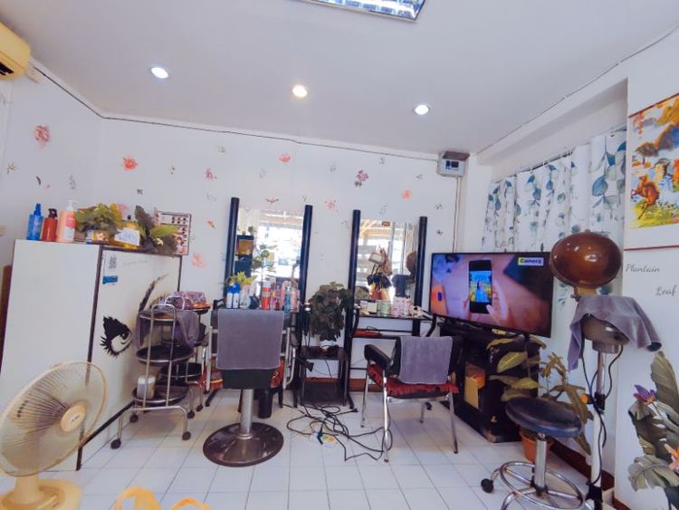 เซ้ง​ร้าน​เสริมสวย​ รูปที่ 8