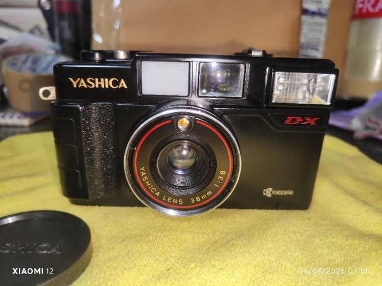 กล้อง Kyocera Yashica MF-2 Super ผลิตที่ญี่ปุ่นเมื่อปี 1986 ผลิตโดย Kyocera Corporation กล้องสภาพสวย มีซองหนังตรงรุ่น มีตำหนิ(ดูรูปสุดท้าย)