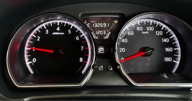 Nissan Almera 2014 1.2 E Sedan เบนซิน ไม่ติดแก๊ส เกียร์อัตโนมัติ ขาว รูปที่ 2