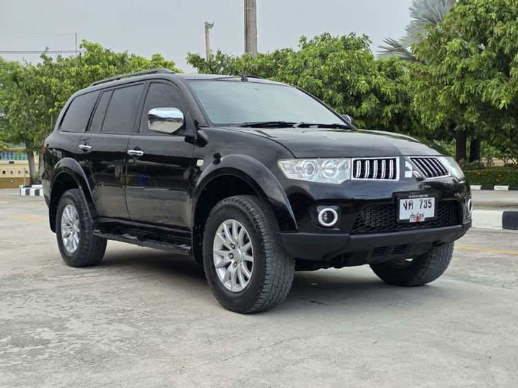รถ Mitsubishi Pajero Sport 2.5 GT สี ดำ