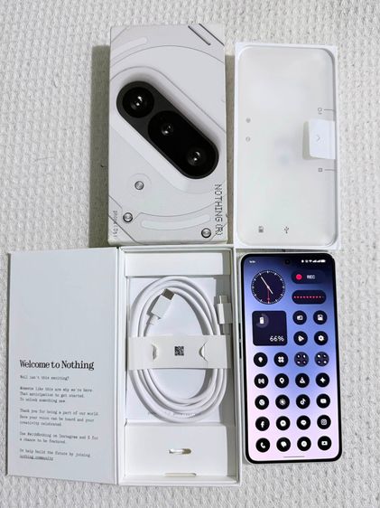 ยี่ห้ออื่นๆ 128 GB Nothing Phone 3(a) RAM 8GB ROM 128GB สีขาว
