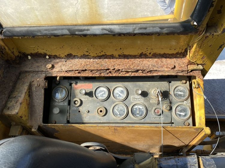 รถตักล้อยาง KOMATSU  รุ่น JH30B บุ้งกี๋ 1คิว   รถเก่านอกนำเข้า รูปที่ 10
