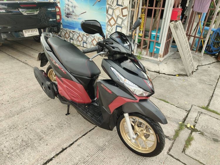 🛵ยังไงก็ขาย CLICK125 i ปี 60 เครื่องดี สีสวย สตาร์ทมือ เล่มชุดโอนครบ+เปลี่ยนถ่ายน้ำมันเครื่องฟรี ส่งฟรี 30 กม. รูปที่ 5