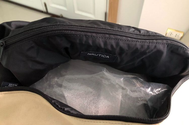 ⛵  กระเป๋าเดินทางดัฟเฟิลผ้าแคนวาส NAUTICA Canvas Duffle Bag สีครีมสวยสปอร์ต รูปที่ 10