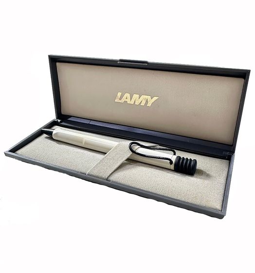 ⚪⚫  ปากกาลูกลื่น LAMY Safari Match Color Clip สีขาว Alpine White สภาพนางฟ้า  ครบกล่องปั๊มทอ