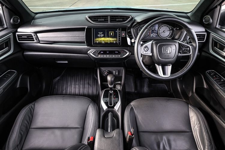 Honda BR-V 2023 1.5 EL Utility-car เบนซิน ไม่ติดแก๊ส เกียร์อัตโนมัติ ขาว รูปที่ 3