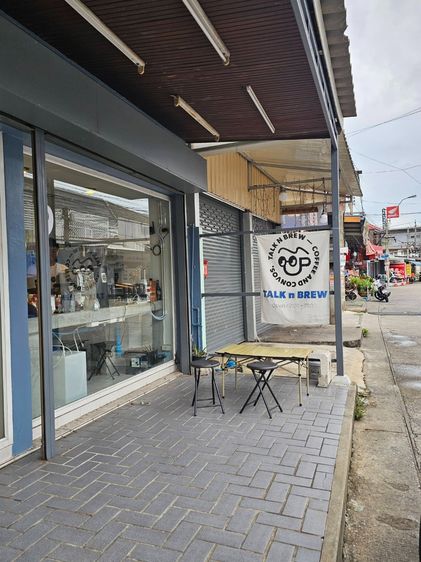 มีบางส่วน ให้เช่าทาวน์เฮาส์ Renovated ใหม่ พร้อมพื้นที่ Commercial ชั้นล่าง ทำเลดี รูปที่ 4