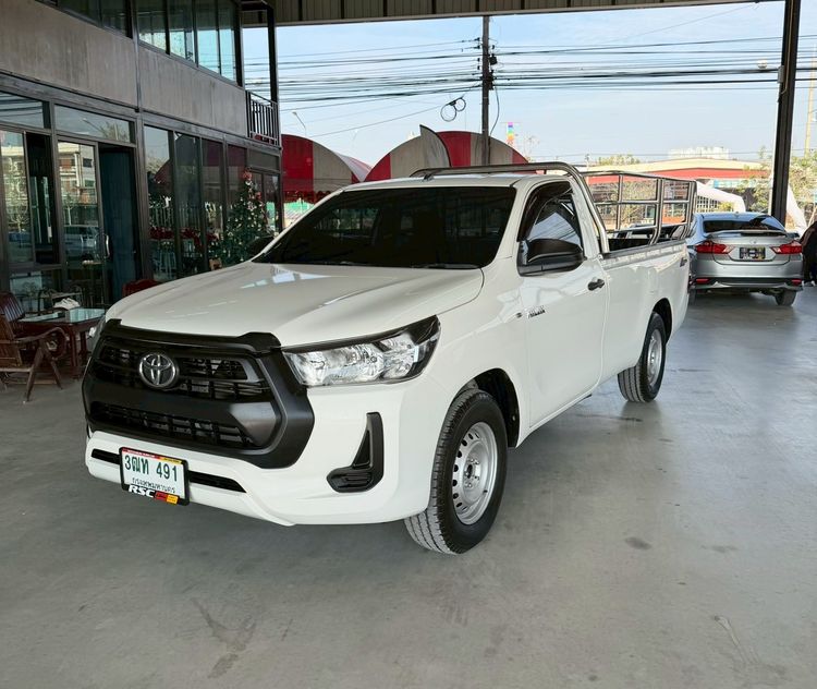 Toyota Hilux Revo 2022 2.4 Entry Pickup ดีเซล ไม่ติดแก๊ส เกียร์ธรรมดา ขาว