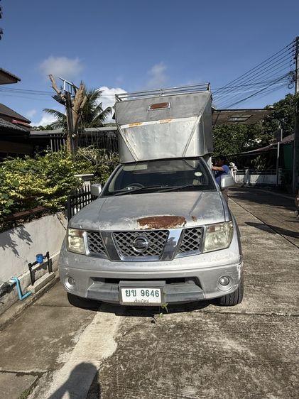 รถ Nissan Navara 2.5 E สี เทา