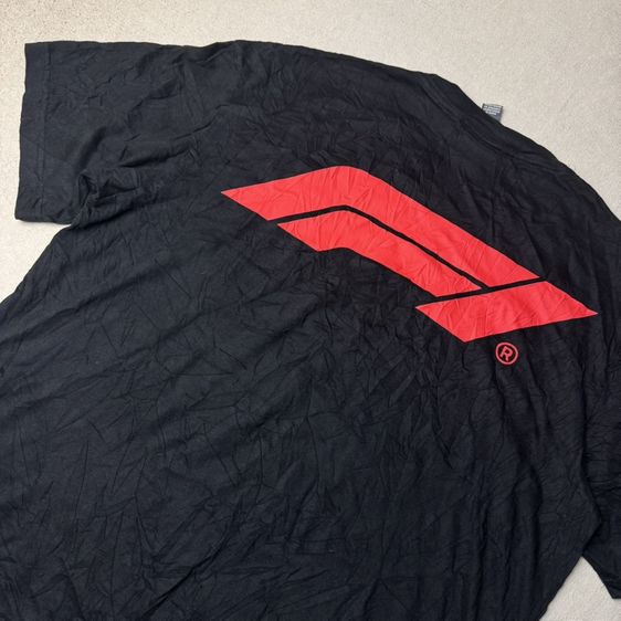 เสื้อยืด HM x Formula One Size L รูปที่ 3