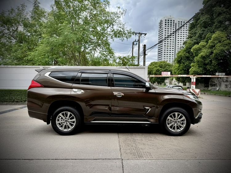 Mitsubishi Pajero Sport 2017 2.4 GT Premium Utility-car ดีเซล ไม่ติดแก๊ส เกียร์อัตโนมัติ น้ำตาล รูปที่ 3