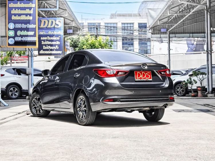 Mazda Mazda 2 2022 1.3 Skyactiv-G S Leather Sedan Sedan เบนซิน เกียร์อัตโนมัติ ดำ รูปที่ 3
