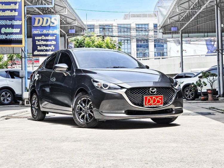 Mazda Mazda 2 2022 1.3 Skyactiv-G S Leather Sedan Sedan เบนซิน เกียร์อัตโนมัติ ดำ รูปที่ 4