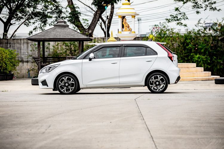 MG MG3 2022 1.5 X Limited Utility-car เบนซิน เกียร์อัตโนมัติ ขาว รูปที่ 4