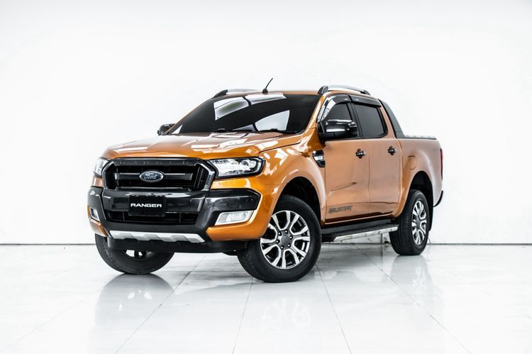 รถ Ford Ranger 2.2 Hi-Rider Wildtrak สี ส้ม