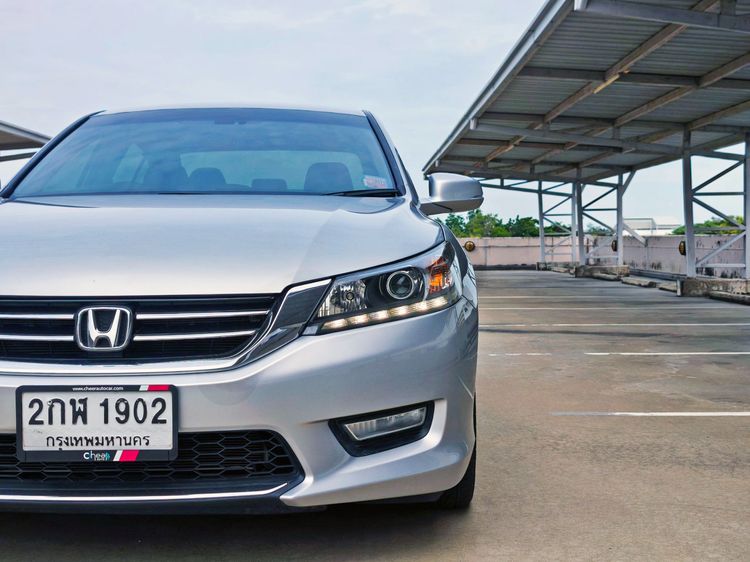 Honda Accord 2014 2.0 EL NAVI Sedan เบนซิน เกียร์อัตโนมัติ บรอนซ์เงิน รูปที่ 2