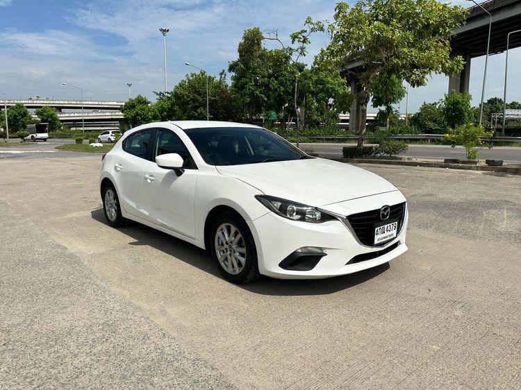 Mazda Mazda3 2014 2.0 E Sports Sedan เบนซิน ไม่ติดแก๊ส เกียร์อัตโนมัติ ขาว