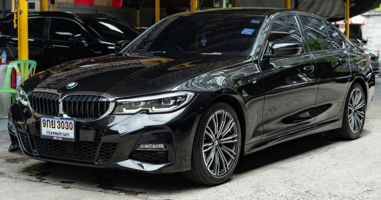 BMW Series 3 2022 320d Sedan ดีเซล ไม่ติดแก๊ส เกียร์อัตโนมัติ ดำ รูปที่ 2