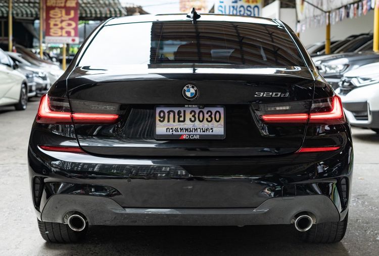 BMW Series 3 2022 320d Sedan ดีเซล ไม่ติดแก๊ส เกียร์อัตโนมัติ ดำ รูปที่ 4