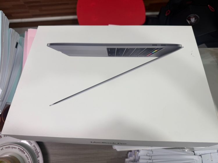 ขายกล่อง Mac book Pro 15-inch 