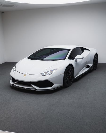 รถ Lamborghini รุ่นอื่นๆ รุ่นย่อยอื่นๆ สี ขาว