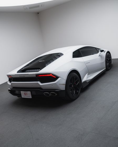 Lamborghini รุ่นอื่นๆ 2017 รุ่นย่อยอื่นๆ Sedan เบนซิน ไม่ติดแก๊ส เกียร์อัตโนมัติ ขาว รูปที่ 3