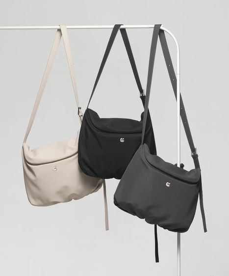 อื่นๆ ผ้า ไม่ระบุ ดำ กระเป๋า CARLYN (คาร์ลิน) รุ่น MUTE สี BLACK