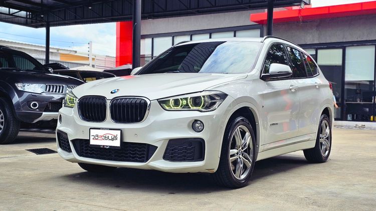 BMW X1 2018 2.0 sDrive20d M Sport Utility-car ดีเซล ไม่ติดแก๊ส เกียร์อัตโนมัติ ขาว รูปที่ 3