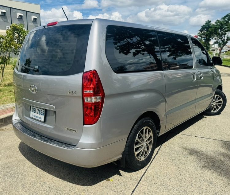 Hyundai H-1  2018 2.5 Elite Van ดีเซล ไม่ติดแก๊ส เกียร์อัตโนมัติ เทา รูปที่ 4