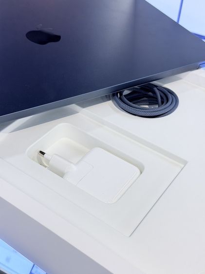 MacBook air m5 15.3 512gb รูปที่ 7