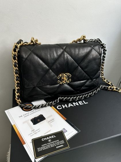 CHANEL 19 size 30 (Y20)